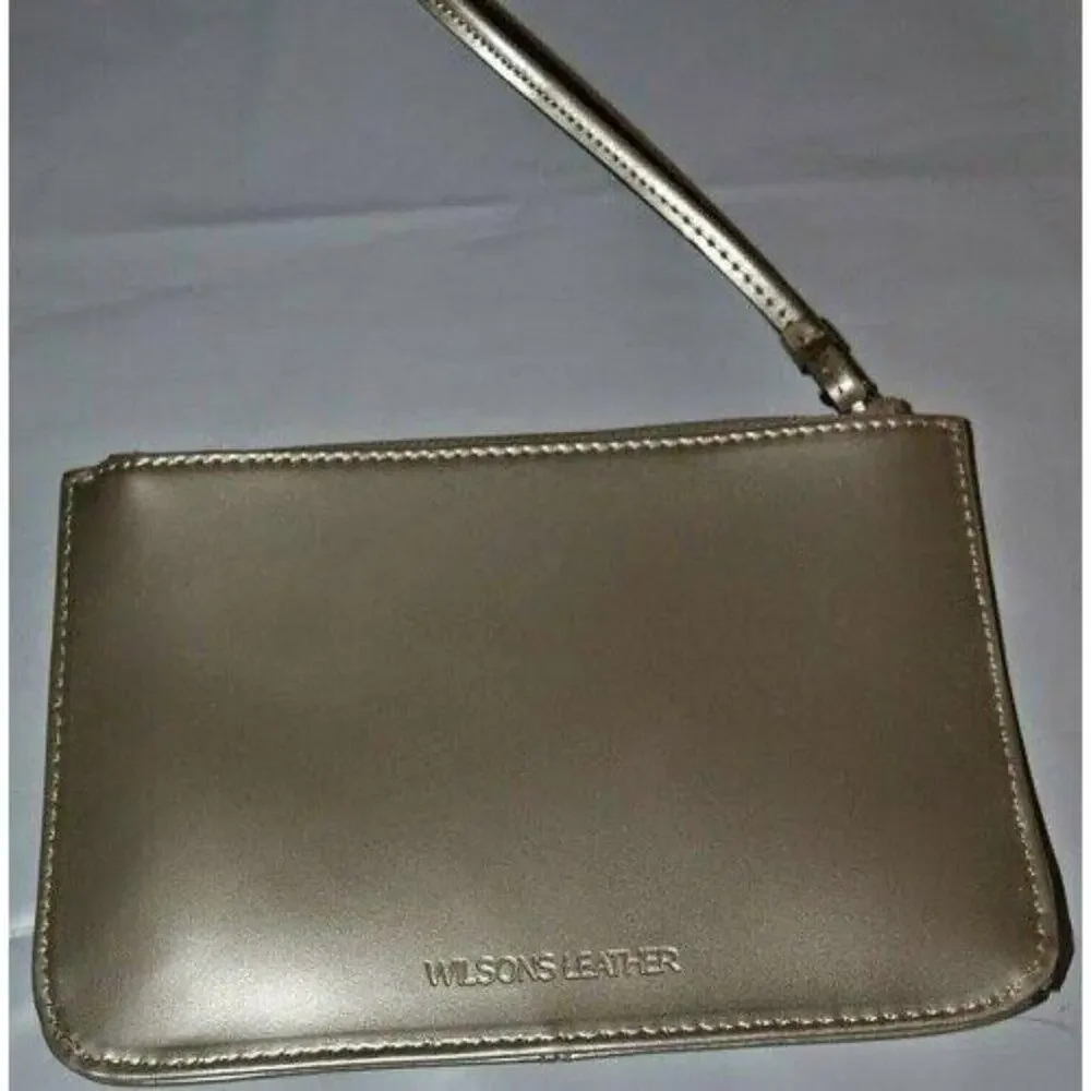 Madison Wristlet - Silver 8.25